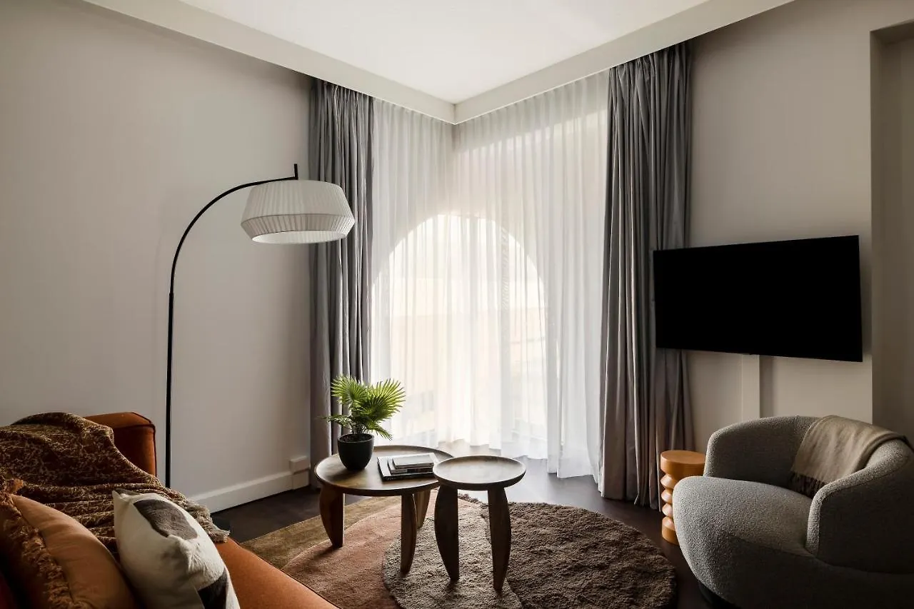 Novotel Suites Den Haag City 4*,