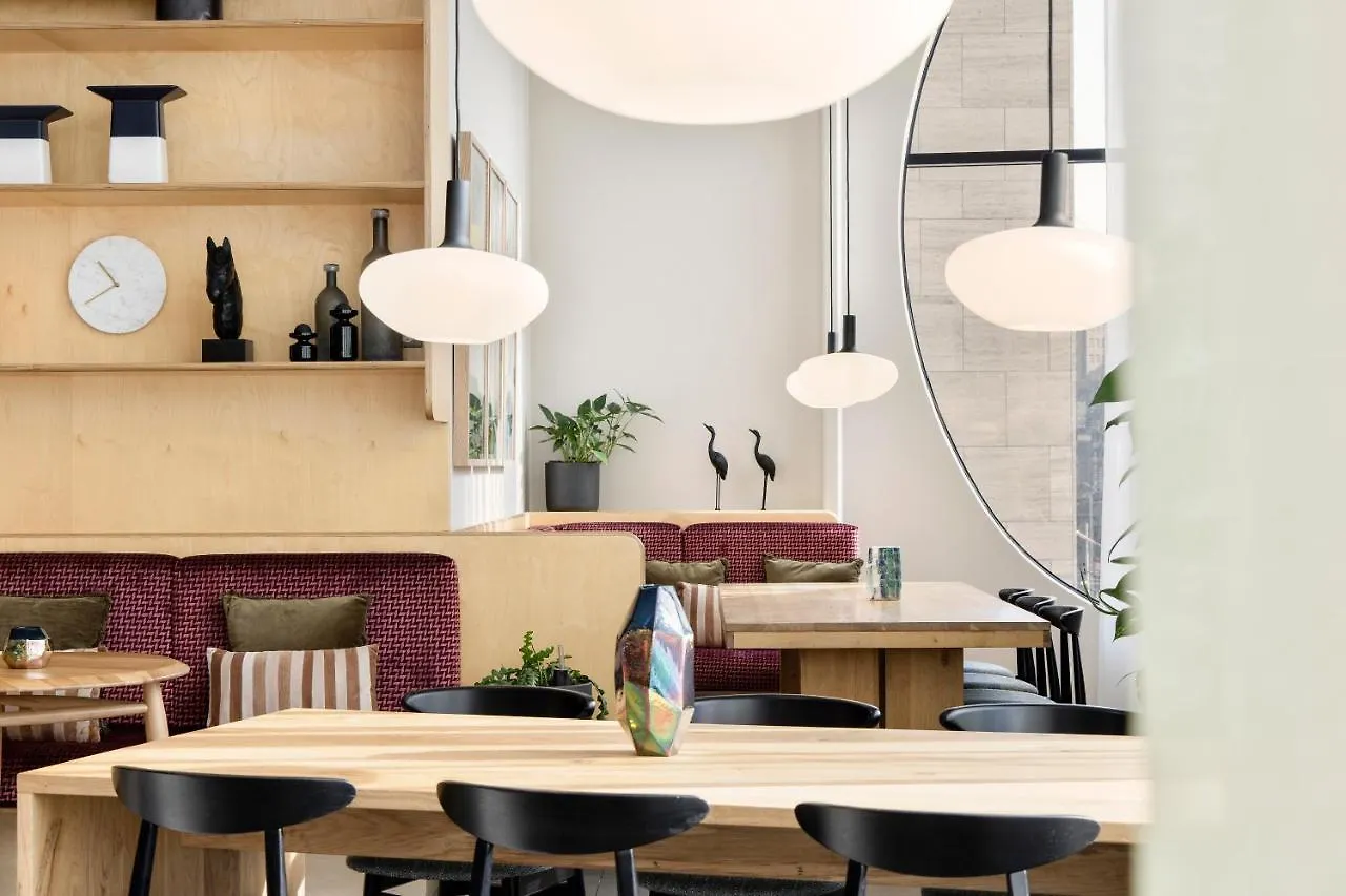 Novotel Suites Den Haag City Hotel