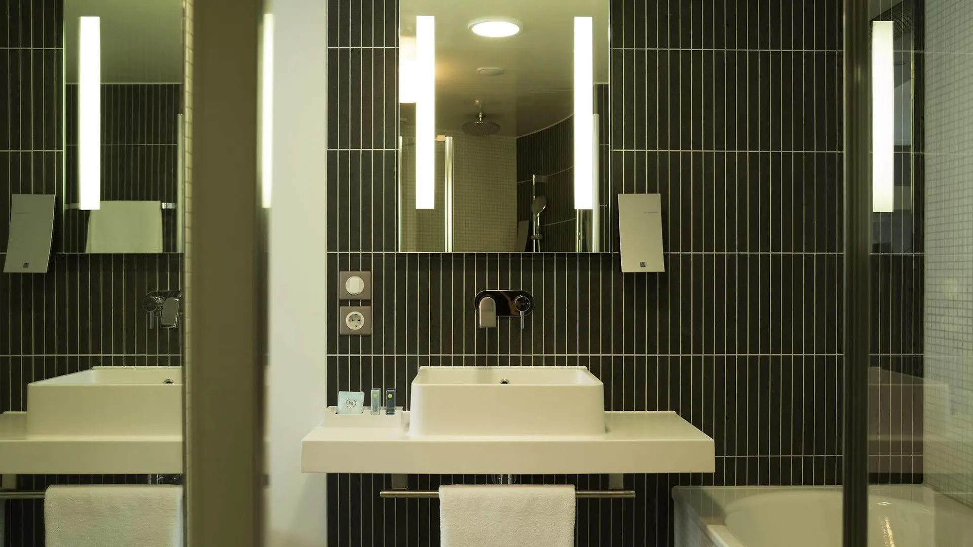 Novotel Suites Den Haag City Hotel